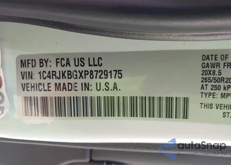 2023 Jeep Grand Cherokee L Limited 4X4 z USA, uszkodzony, nr VIN 1C4RJKBGXP8729175